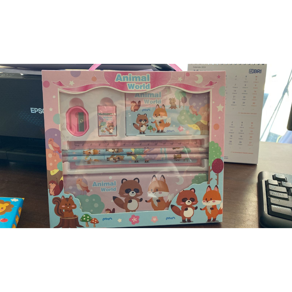 

STATIONERY SET / BUKU SATU PAKET