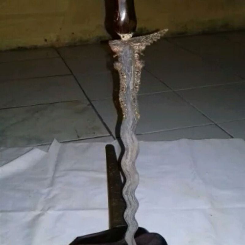 Keris Omyang Jimbe