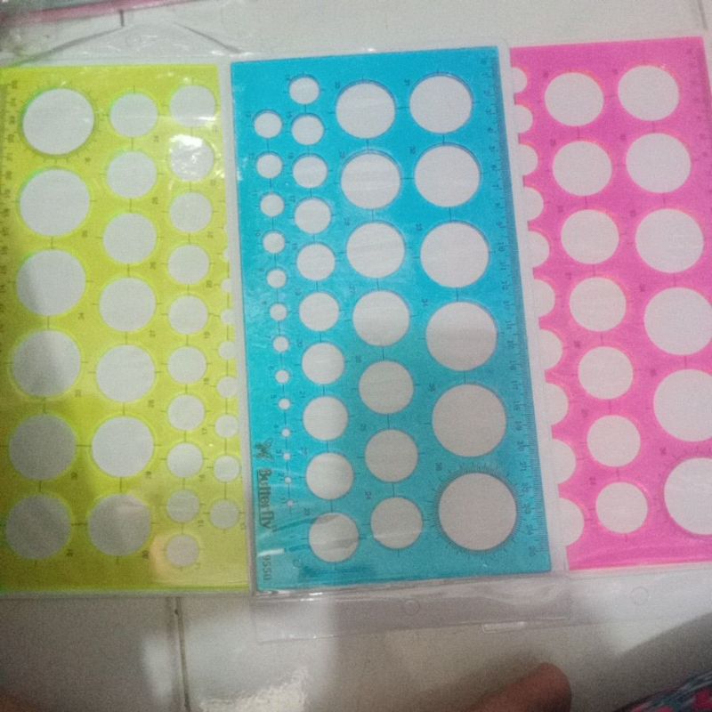 

PENGGARIS/GARISAN MODEL BULAT MERK BUTTERFLY