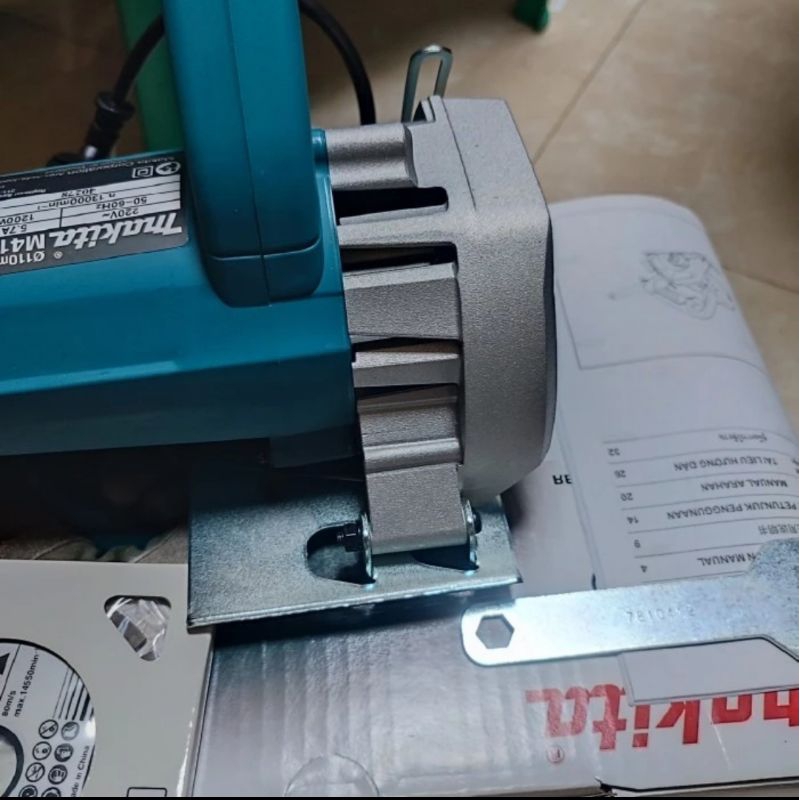 mesin potong keramik MAKITA M4100 alat potong keramik granit 4 inch makita