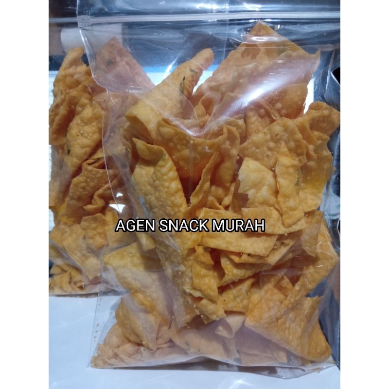 

KERIPIK PANGSIT BAWANG 500GR (1/2KG) - KUE BAWANG - KERIPIK BAWANG - KUE KERING - SNACK CEMILAN