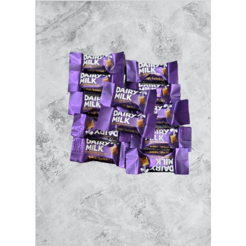 

Coklat Cokelat Cadbury Dairy Milk 4.5 gram - ECER