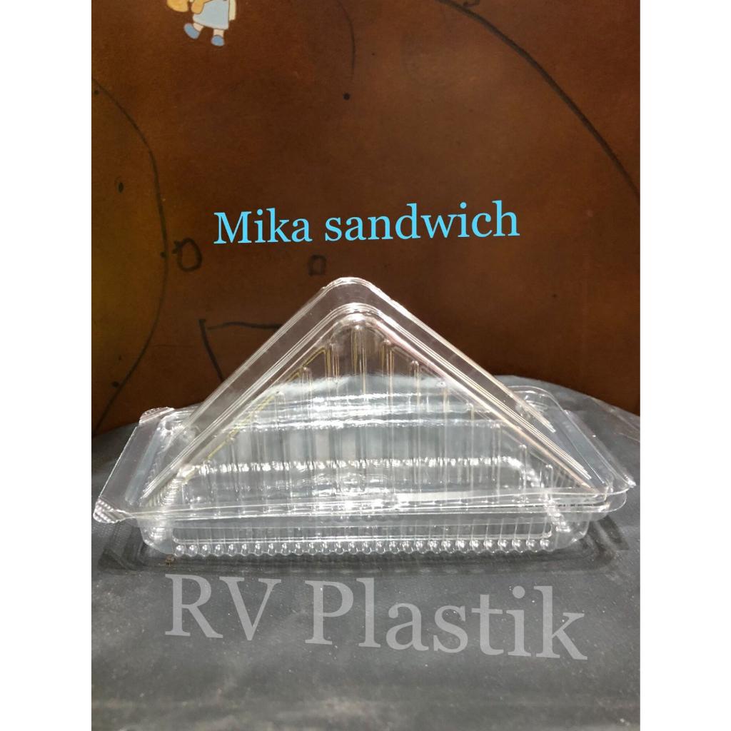 MIKA SANDWICH SEGITIGA
