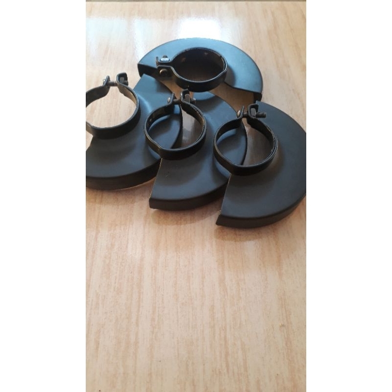 Pengaman/cover tenang grenda tangan4" makita asli