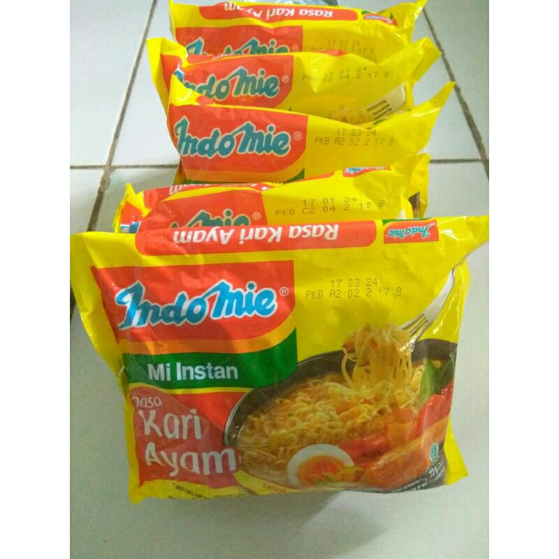 

Indomie Kuah Rasa Kari Ayam 1 paket isi 5 bks