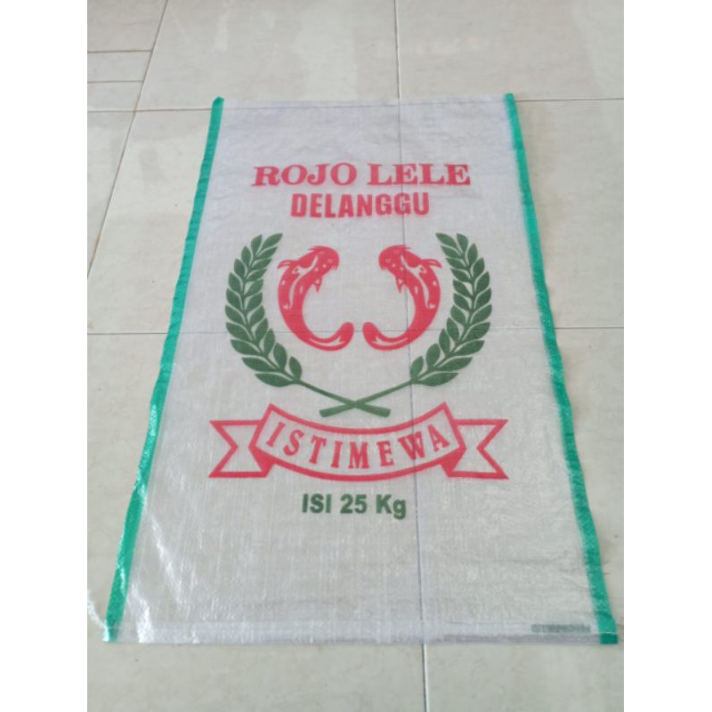 Karung beras 25kg Cap Rojolele, cap jago, cap kembang isi 25 lembar ukuran 45 x 75 cm