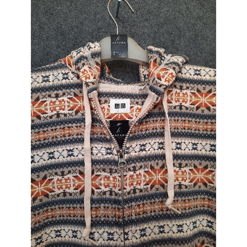 uniqlo navajo hoodie