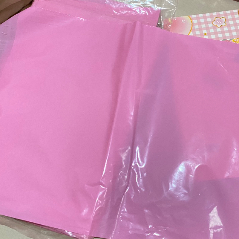 

pollymailer 30x37 pink (baca desc)