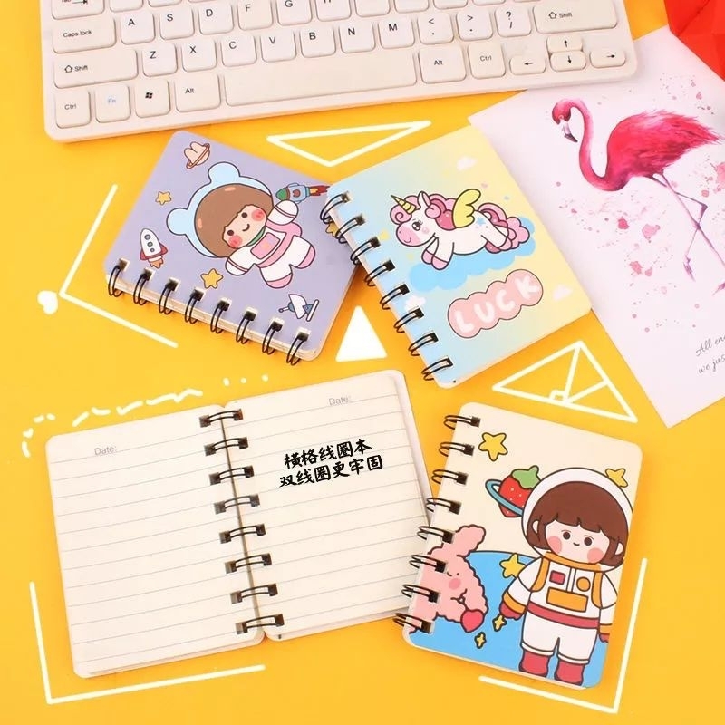 

NOTEBOOK MINI RING KARAKTER UKURAN A7 (1 PCS)