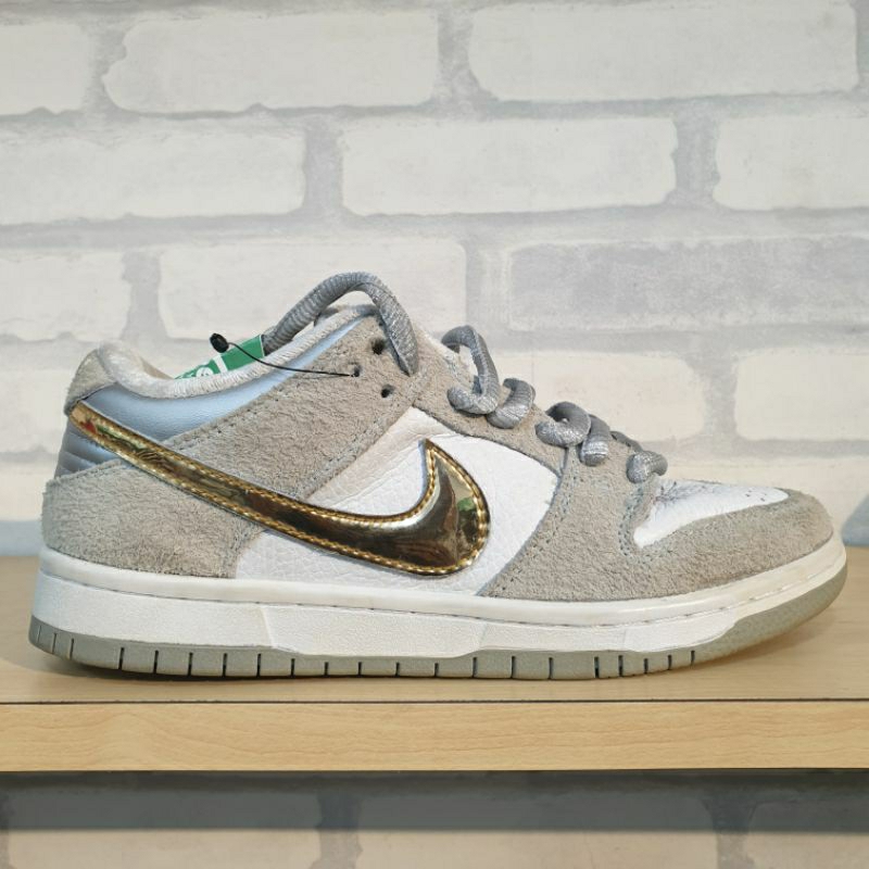 SEPATU BRANDED SECOND NIKE SB X SUPREME 39/25