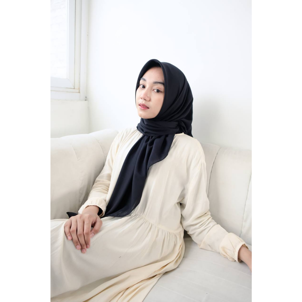 Kerudung Paris Voal Jilbab Segi Empat Bahan Premium Tebal Beda Dari Paris Biasanya