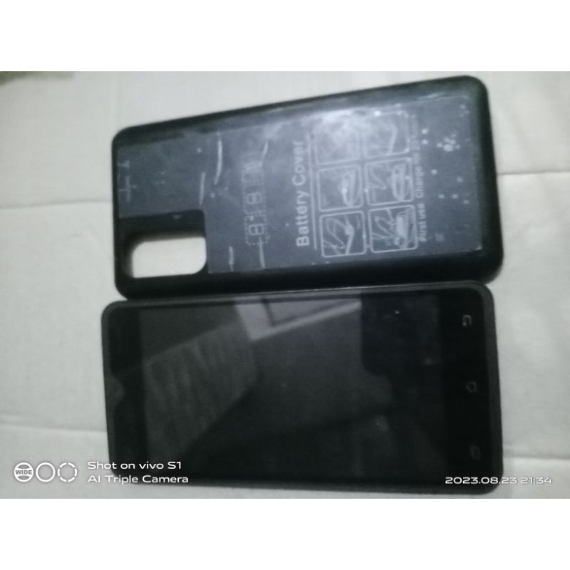 LCD hp Rino 4 tidak termasuk touchscreen