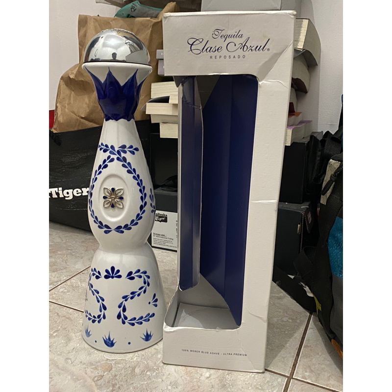 botol bekas azul reposado with box