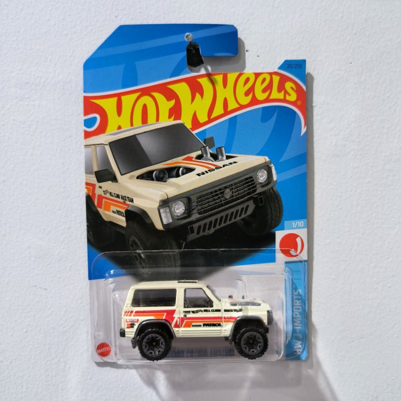 Hot Wheels Nissan Patrol Custom