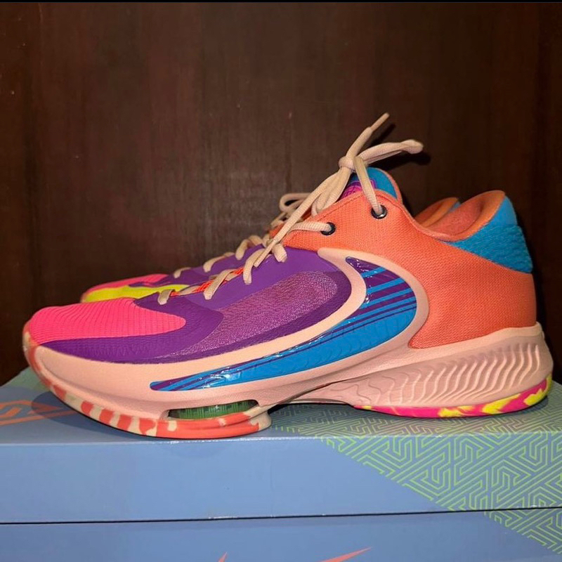 Nike Freak 4 Vivid Purple