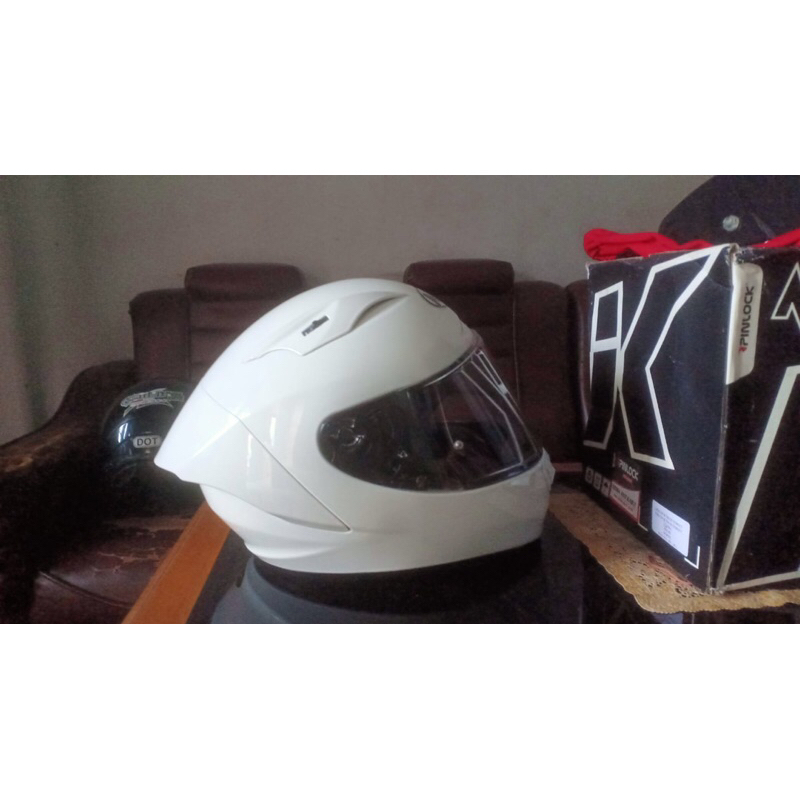Helm NHK GPR Tech Street White Solid