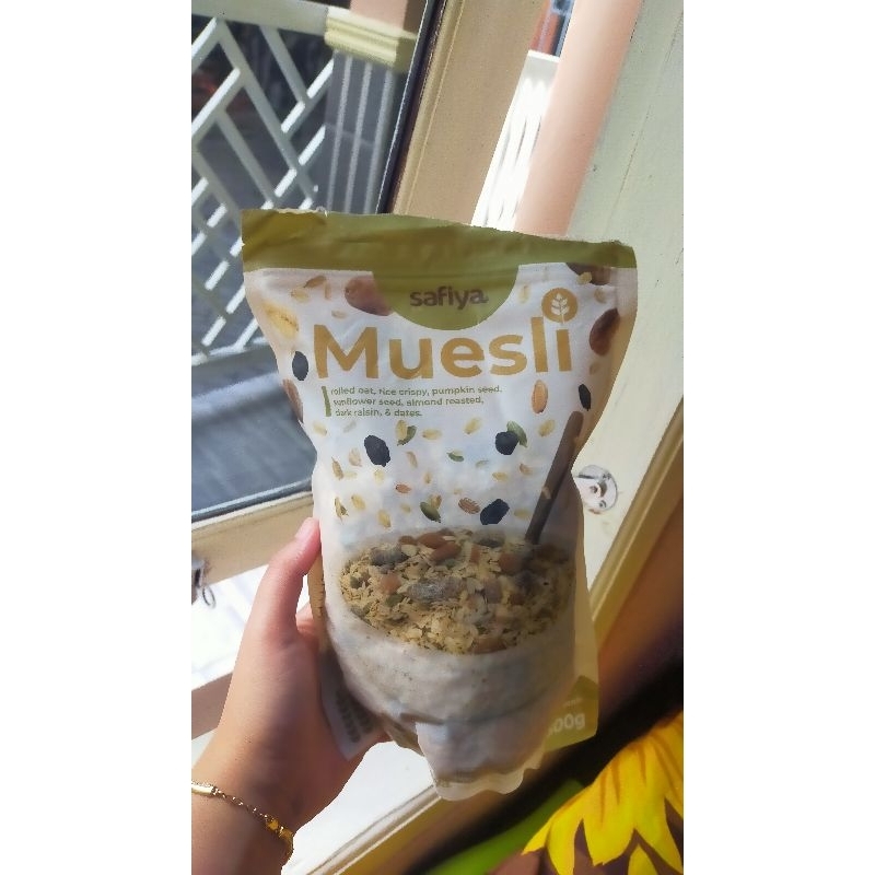 

MUESLI SEREAL 500gr Safiya OATMEAL snack sehat saat diet