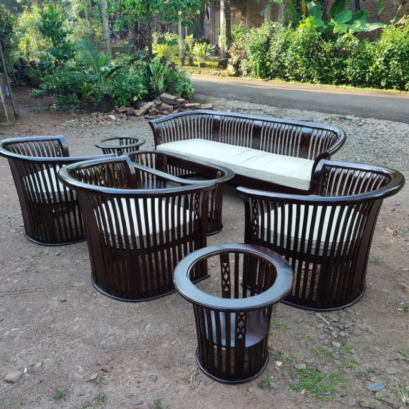 kursi tamu jati model keranjang dan bantalan formasi 3211 meja 2 meja kecil