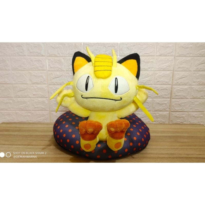 Meowth / Pokemon