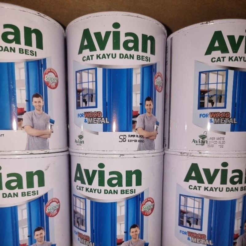 

Cat Kayu dan Besi Merek Avian