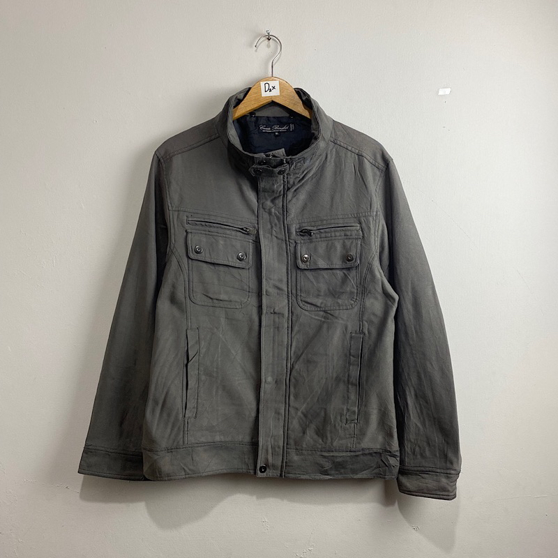 Create Barefoot casual biker jaket