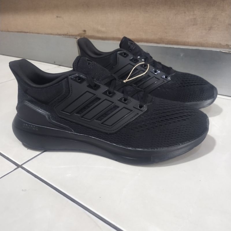 sepatu Adidas EQ21 original