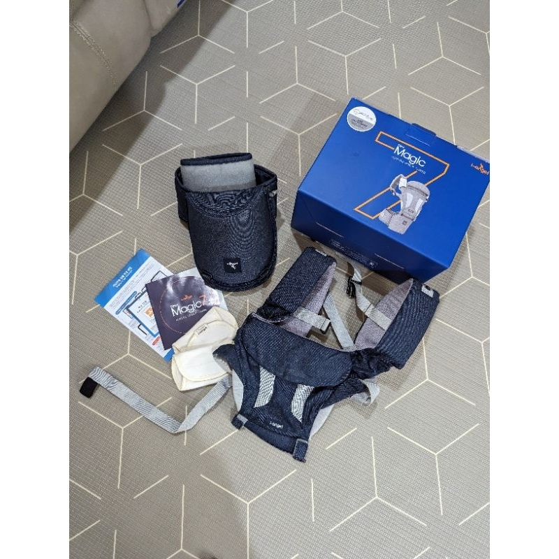 [Preloved] i-angel Magic 7 New Hipseat Carrier Denim