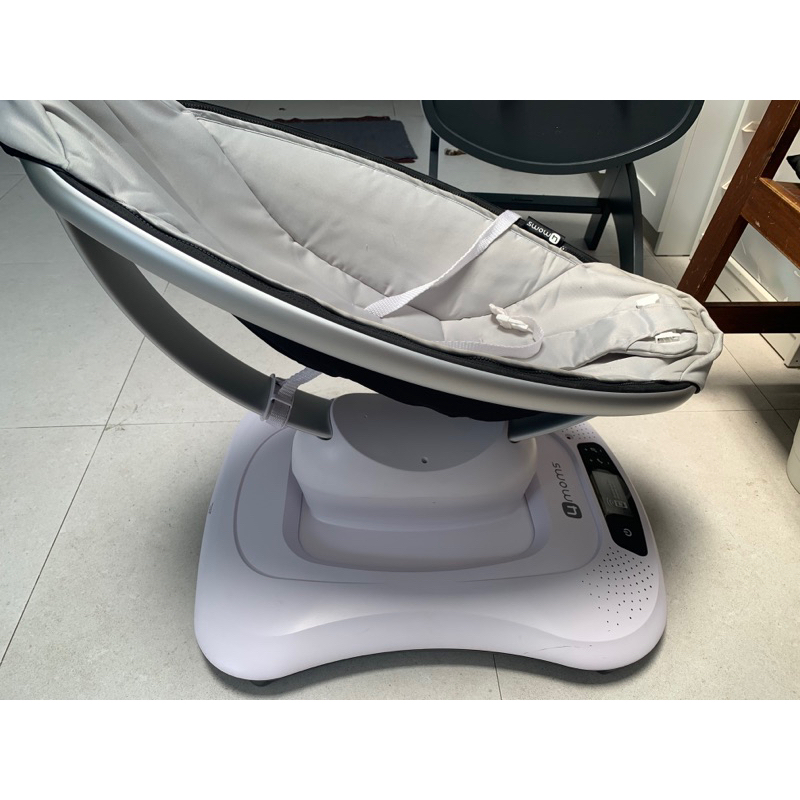 [Preloved] 4Moms Mamaroo 4.0 Baby Bouncer Grey Classic