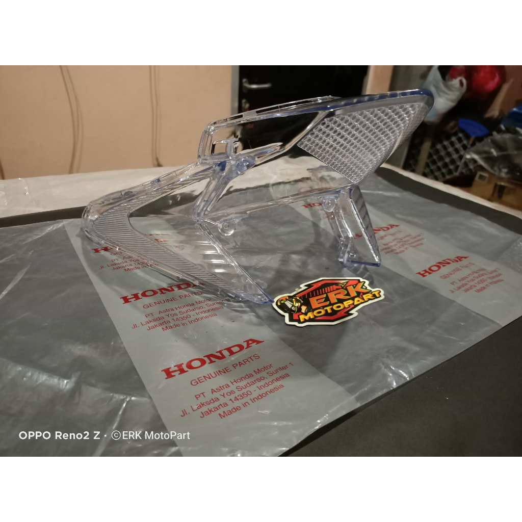 Mika Lampu Stop Belakang Vario 125 Injeksi Old lama bening putih mika stoplamp vario 125 old bening