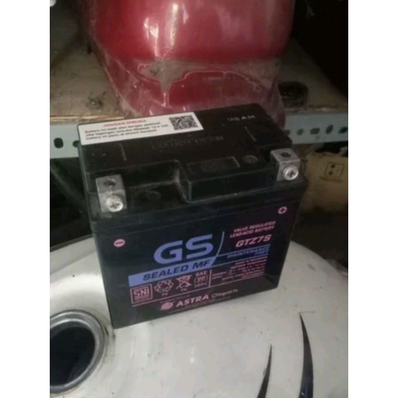 accu aki second original cb150r k15 dan k56 I cbr150r