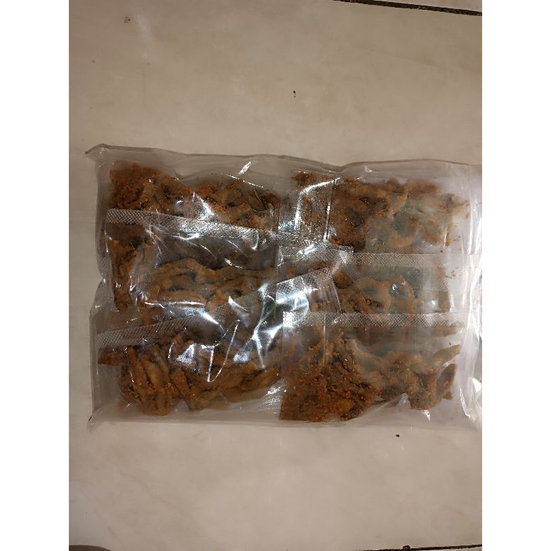 

Cemilan Kripik Usus 1 pack isi 10
