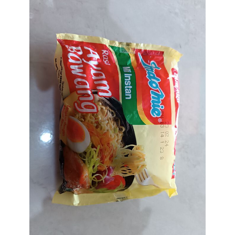 

Indomie rebus ayam bawang 1 dus