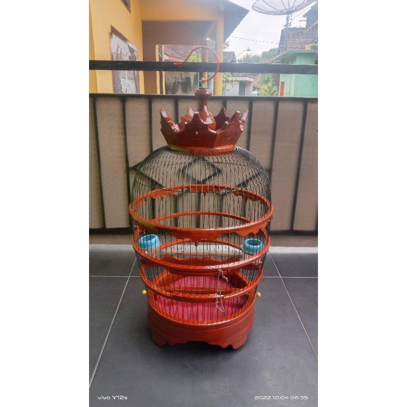 Sangkar perkutut bulat mahkota kayu jati jeruji fiber
