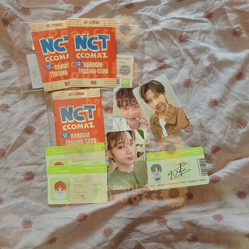 Unsealed Trading Card Ccomaz Nct Merch Diary - Red Version Selca Taeil, Red Version Selca Hendery, R