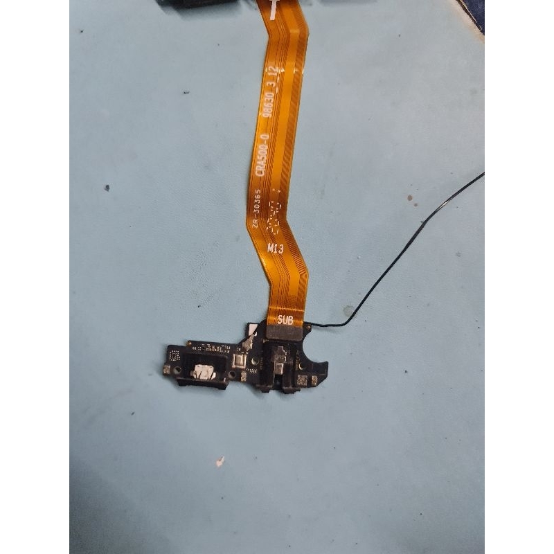 PAPAN CAS KONEKTOR CAS  Dan fleksibel REALME C15 C12 ORI