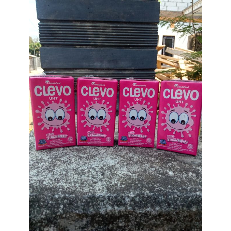 

SUSU UHT CLEVO GARUDA FOOD ISI 4
