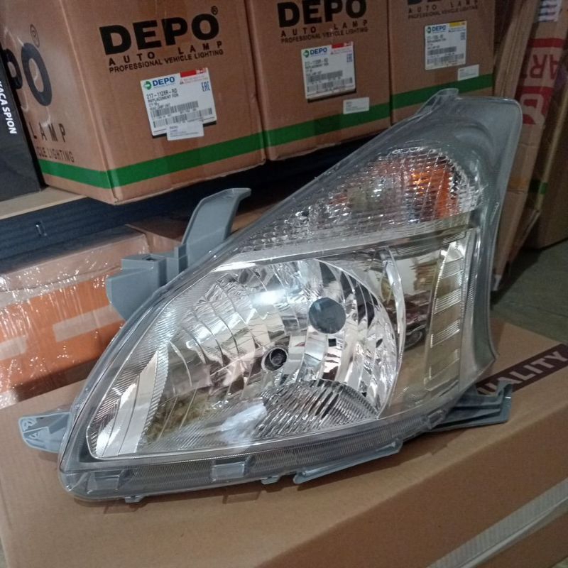 Headlamp  Avanza Xenia 2012 2013 2014 lampu Avanza xenia