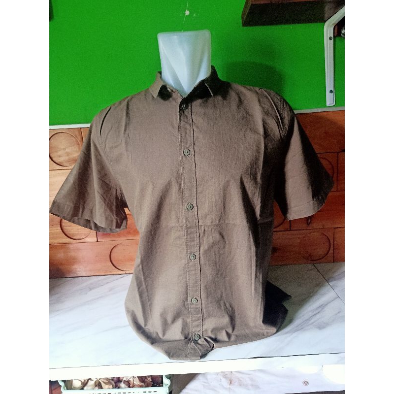 Kemeja pria branded original Divided