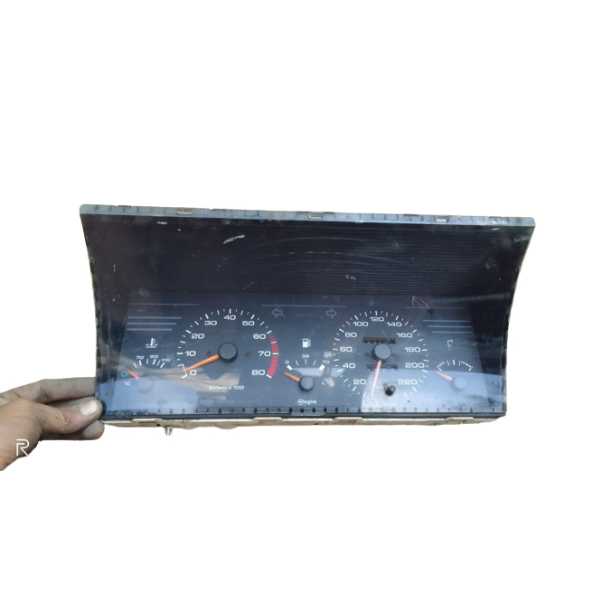 Speedometer mobil Peugeot 405 SR
