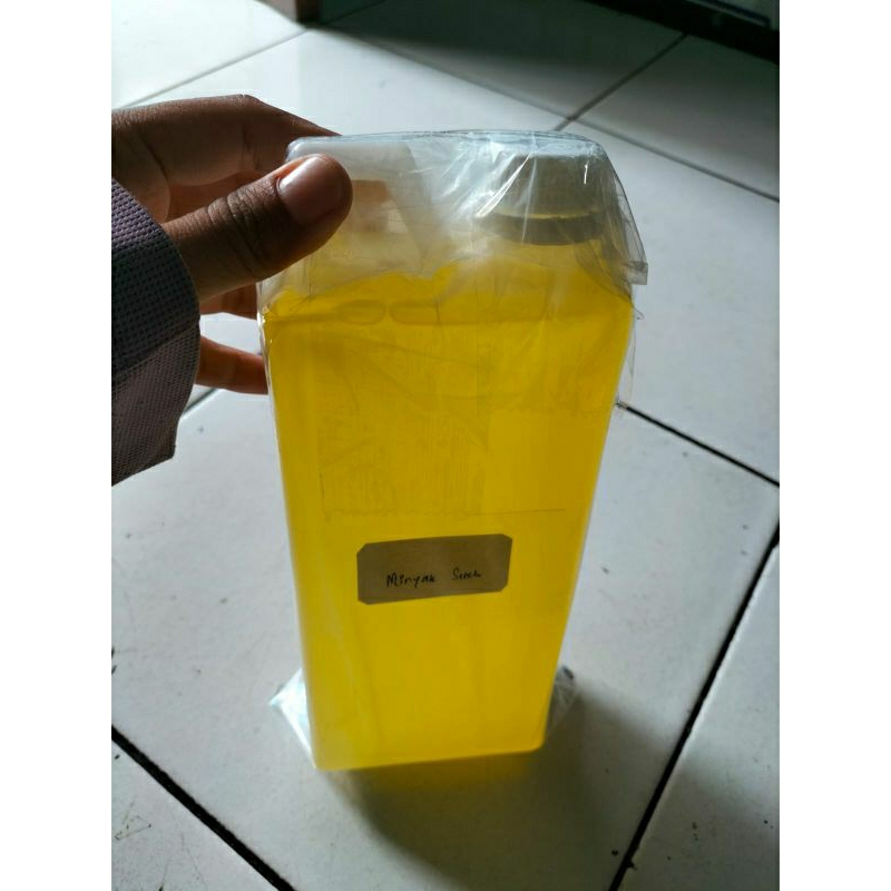 

Minyak sereh wangi, 1000ml
