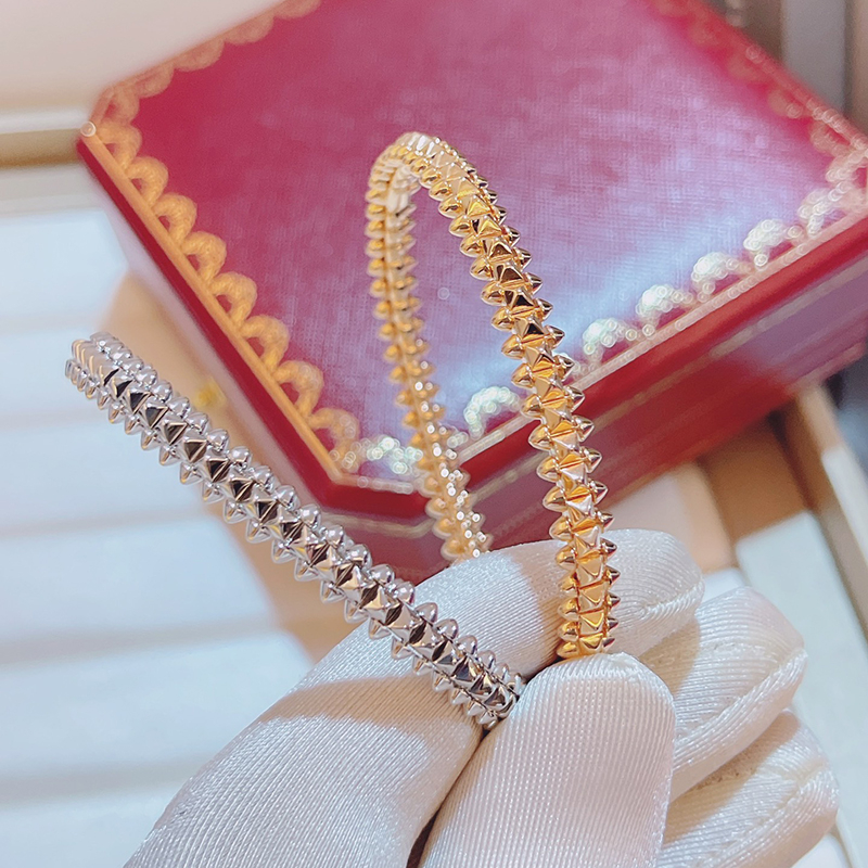 17k gold  Rose gold Bracelet Versatile fashion