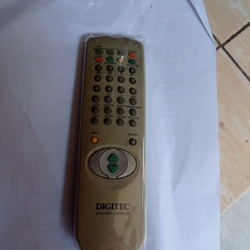 tv tabung merek digitec
