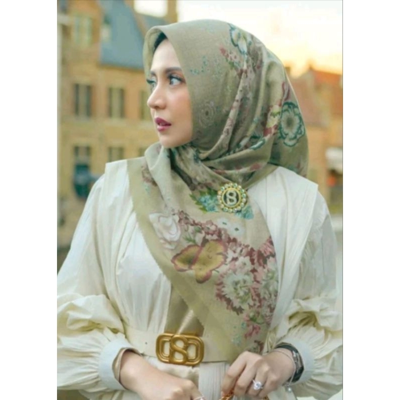Pl Blume Aloe Buttonscarves
