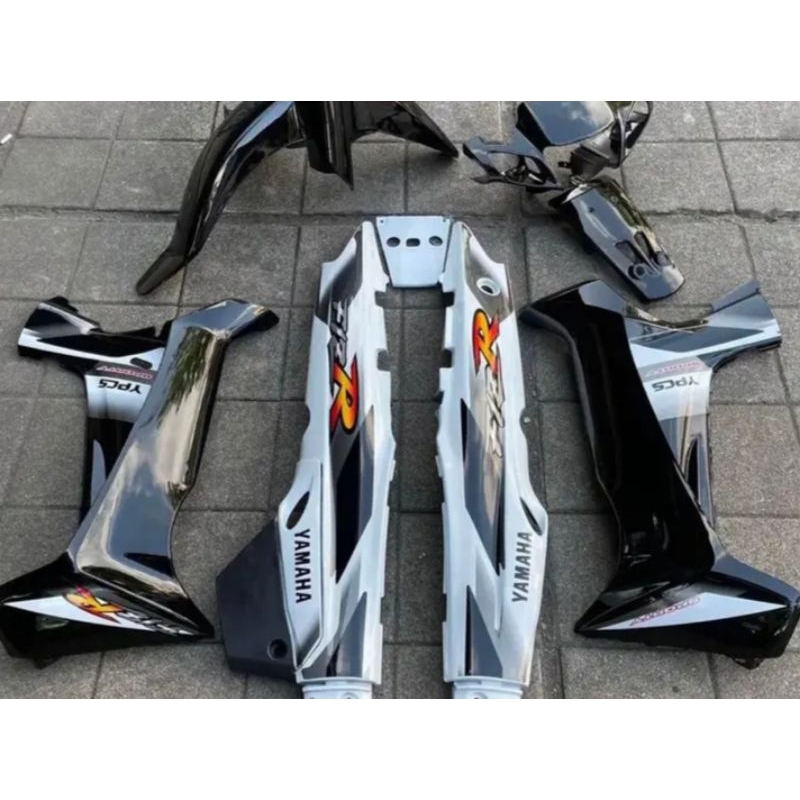 Paket cover dek bodi body fullset lengkap halus YAMAHA FIZ R FIZR F1ZR F1Z R plus sticker warna hita