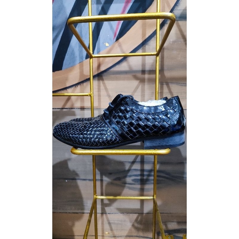 SEPATU BOTTEGA VENETA ITALY (SND)