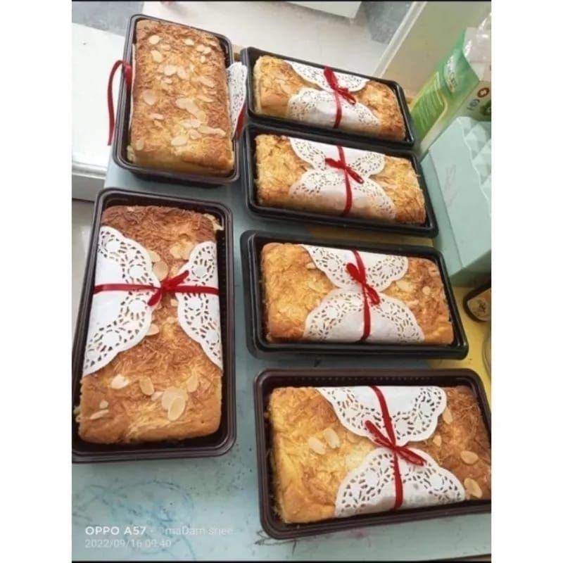 

KUE LEKER HOLAND BOTERKOEK