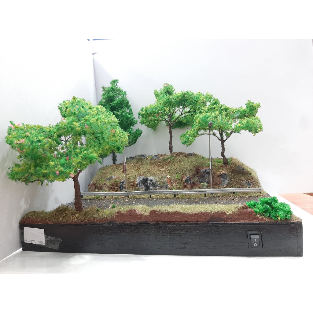 Diorama Jalanan Bukit / DIorama 1:64 Diecast