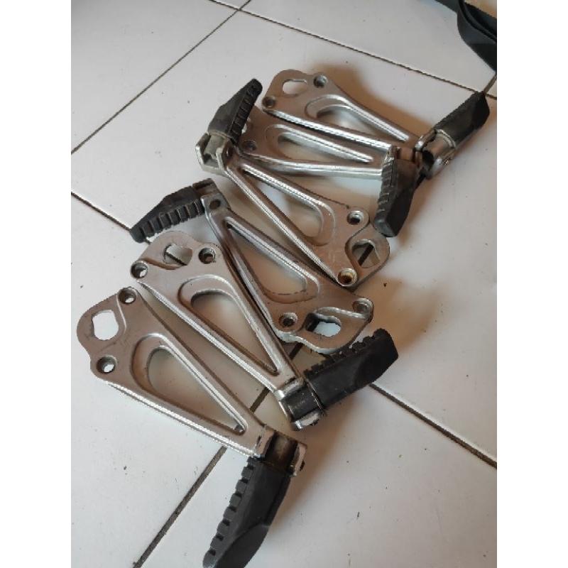 FootStep belakang ninja r