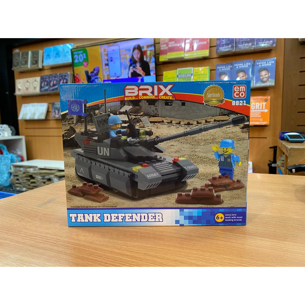 Gramedia Batam - Emco Brix Tank Defender 8821