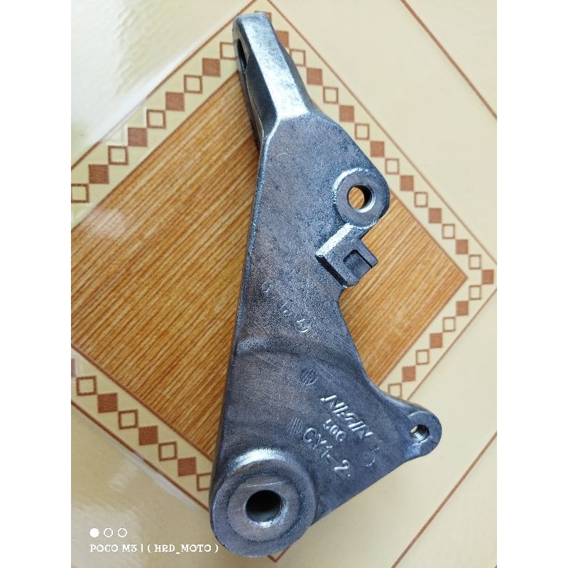 breket kaliper belakang mx new 135 dudukan kaliper jupiter mx new 135